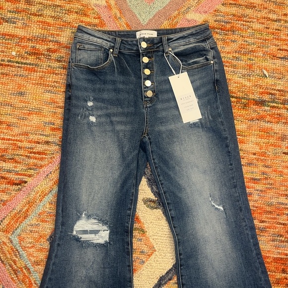 NWT Risen Button Fly Flare Distressed Jeans 13 or 31 - Picture 3 of 9